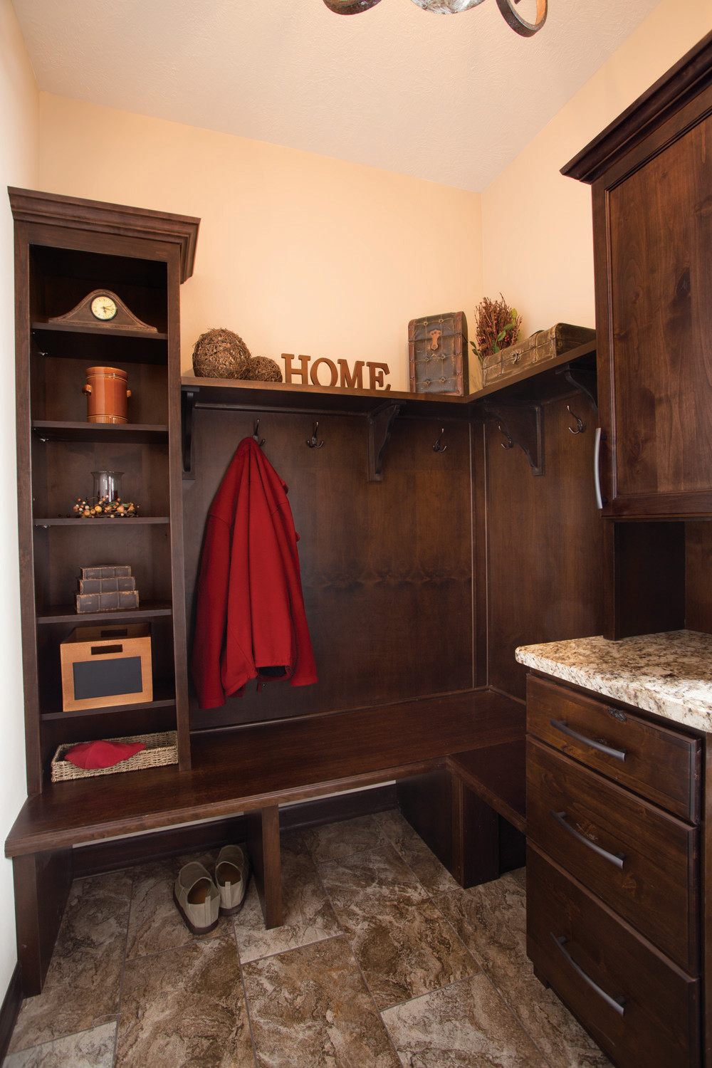 Traditional Home on West 95th Street, Sioux Falls, South Dakota -  Traditional - Entry - Other - by Today's StarMark Custom Cabinetry &  Furniture | Houzz