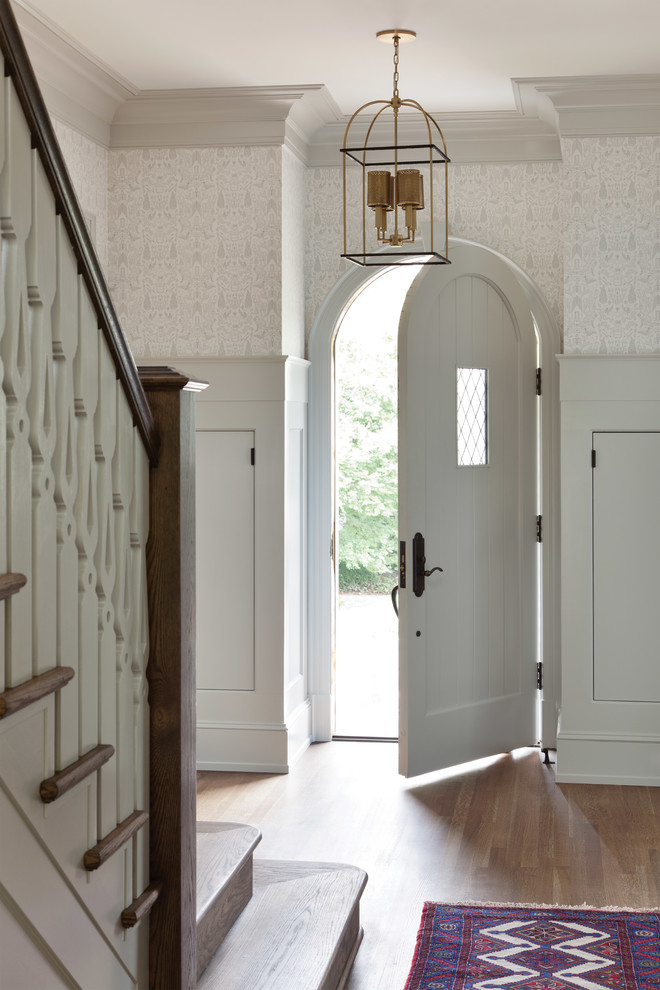 Inspiration for an entrance in Richmond with a single front door.