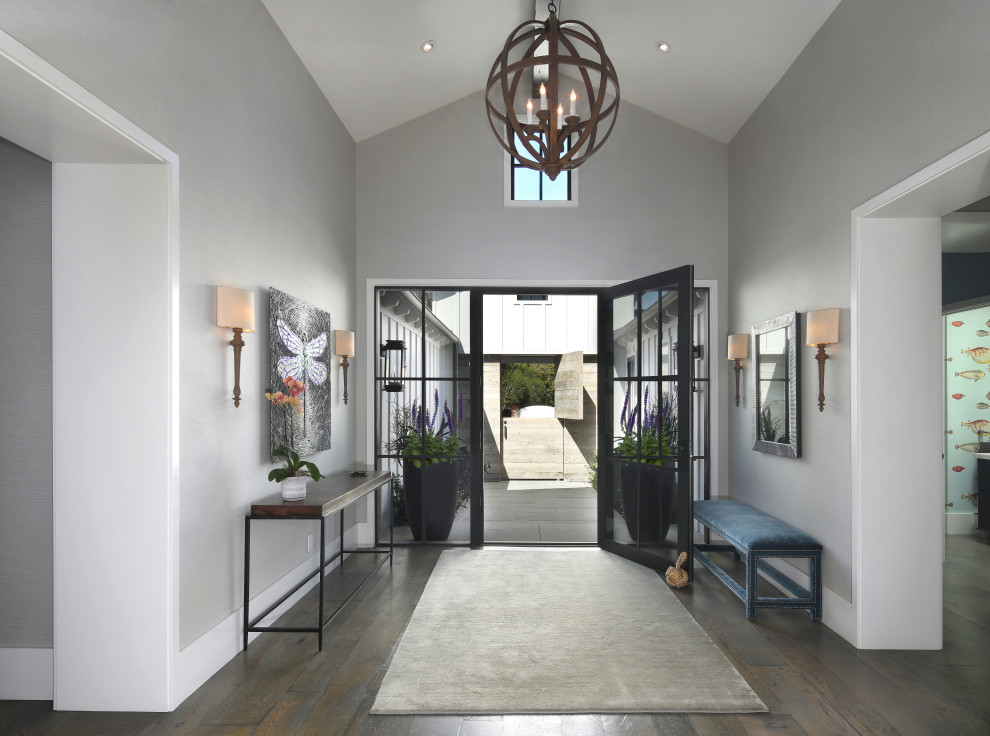 Example of a country entryway design in Orange County