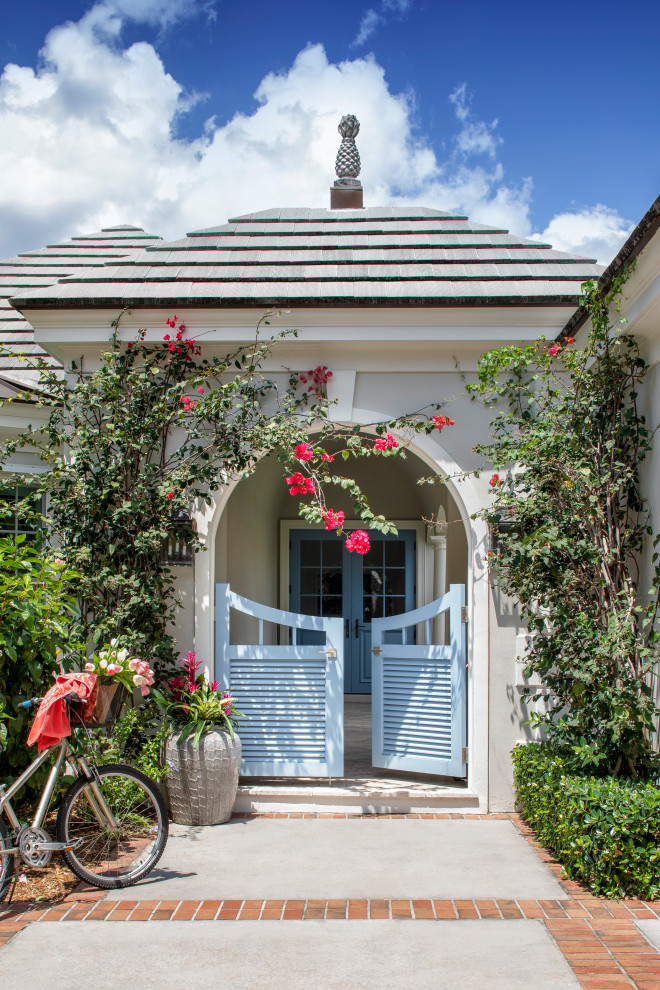 Inspiration for a coastal entryway remodel in Miami