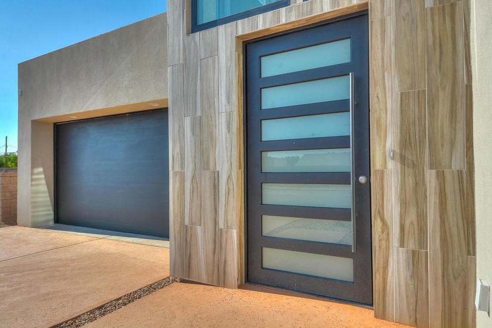 Große Moderne Haustür mit Drehtür und Haustür aus Metall in Albuquerque