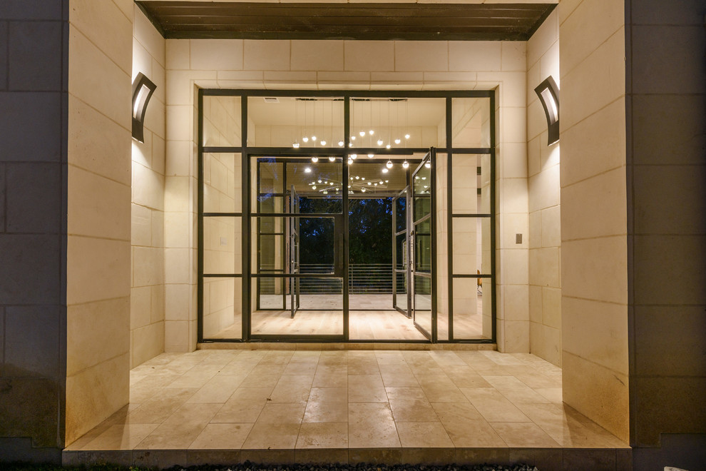 Design ideas for a contemporary entrance in Austin.