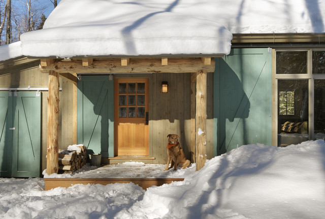 12 Entryway Essentials for Winter Cabin Living