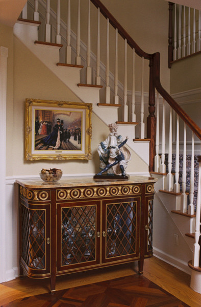 Inspiration for a timeless entryway remodel in New York