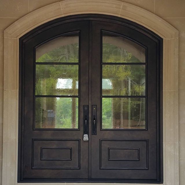 Wrought Iron Doors Rústico Entrada Charlotte de TLG Doors and