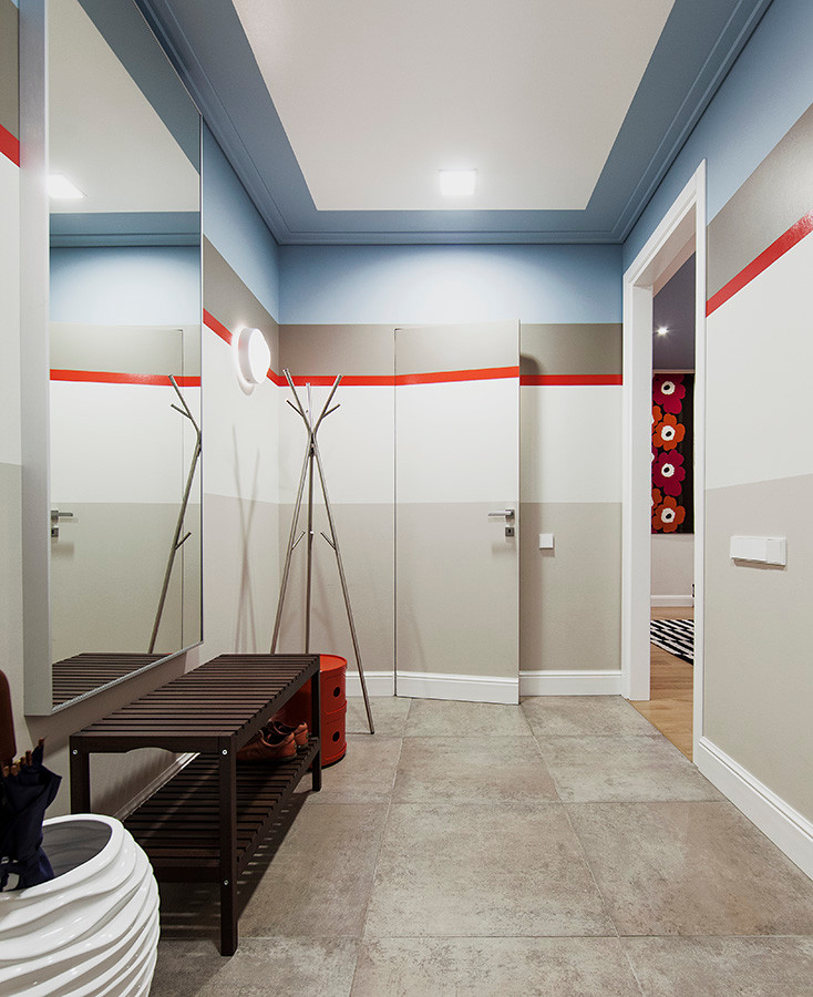 Immagine di un ingresso o corridoio minimalista con pareti multicolore