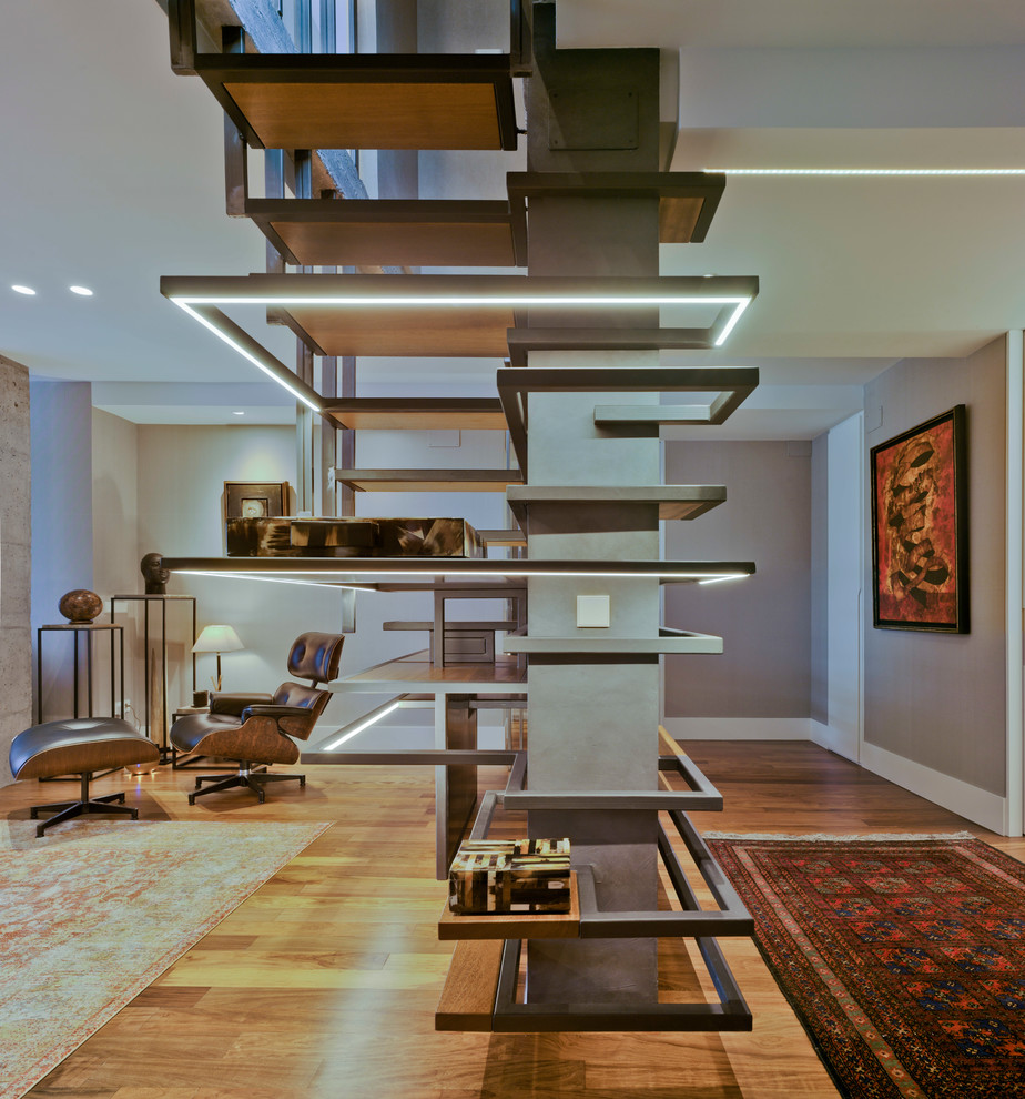 Inspiration for a modern staircase remodel in Madrid