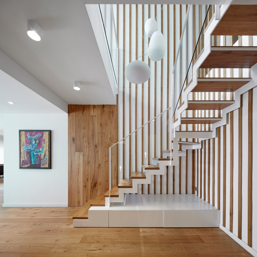 Foto på en minimalistisk trappa