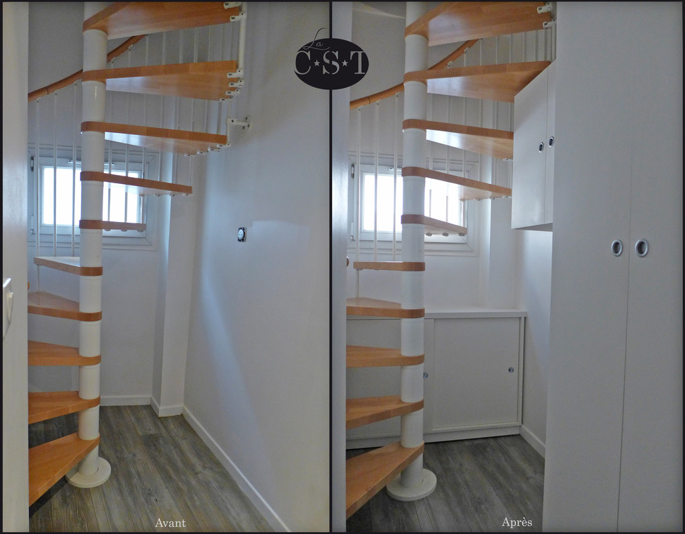 Aménagement de rangements sous escalier - Traditional - Staircase