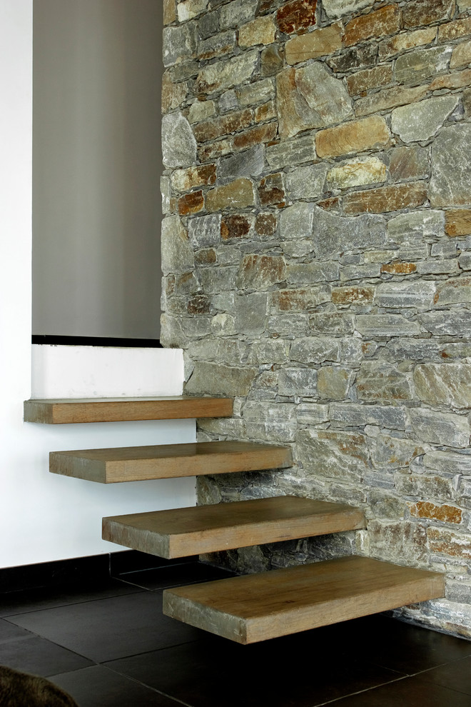 Example of a tuscan staircase design in Corsica