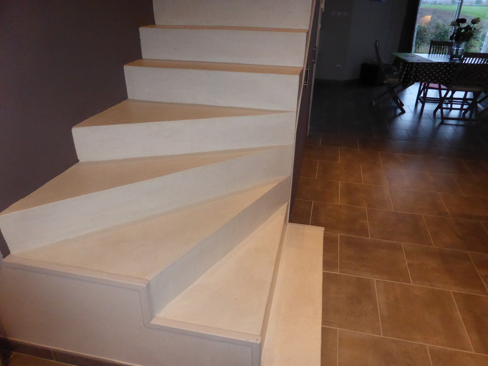 Aménagement d'un escalier contemporain.