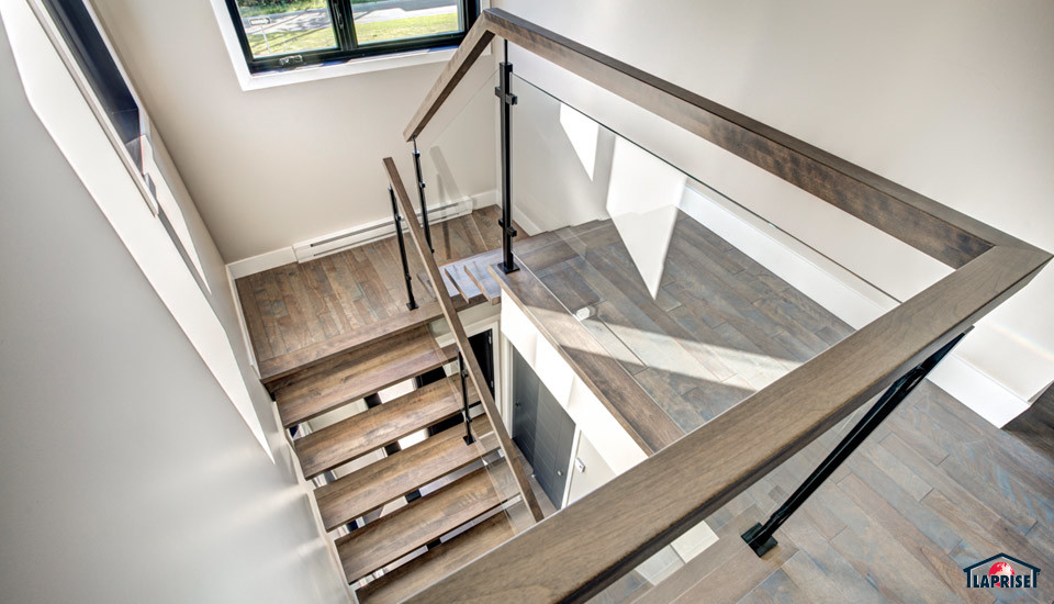 Maison Modèle Quartier Exalt, Lac Beauport Contemporary Staircase