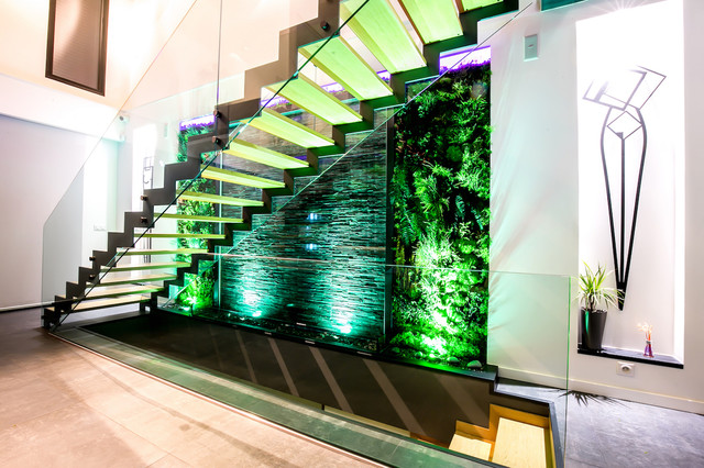 Mur d' eau +mur végétal stabilisé - Contemporain - Escalier - Paris - par  Odzo-créateur de Mur d' eau