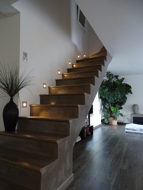 Rénovation Cuisine, Salle de bain et escalier en Béton ciré - Contemporain  - Escalier - Nice - par Calixtone | Houzz