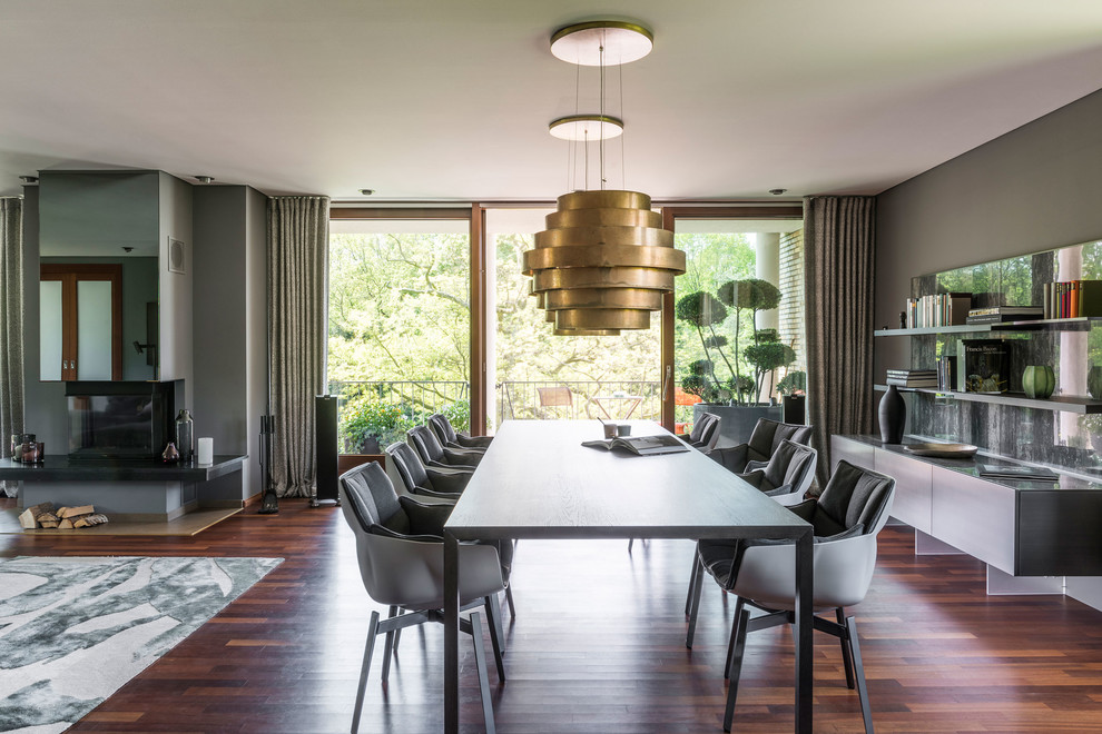 Wohnung Im Reemtsma Park Contemporary Dining Room Hamburg By Gartner Internationale Mobel