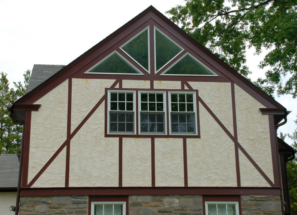 Traditional exterior home idea in Philadelphia