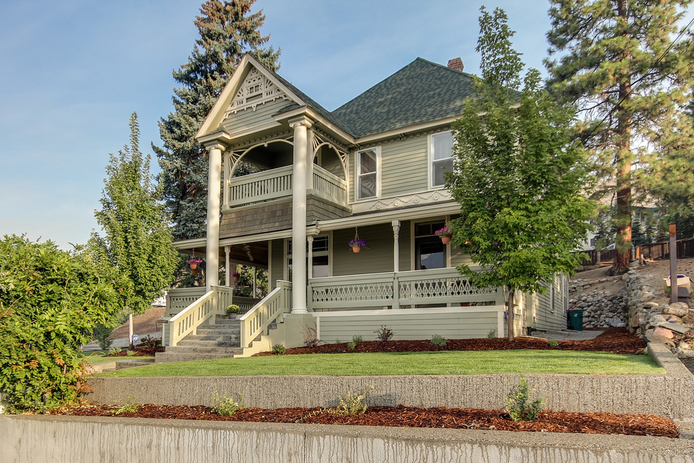 Photo of a victorian house exterior in Seattle with wood cladding.