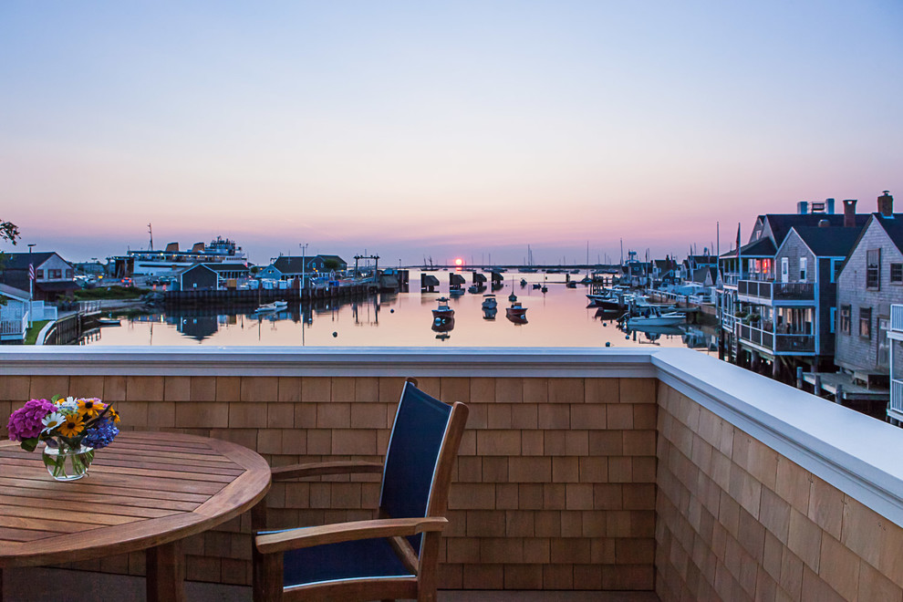 14 Easy St. Nantucket Beach Style Exterior Boston by Jonathan