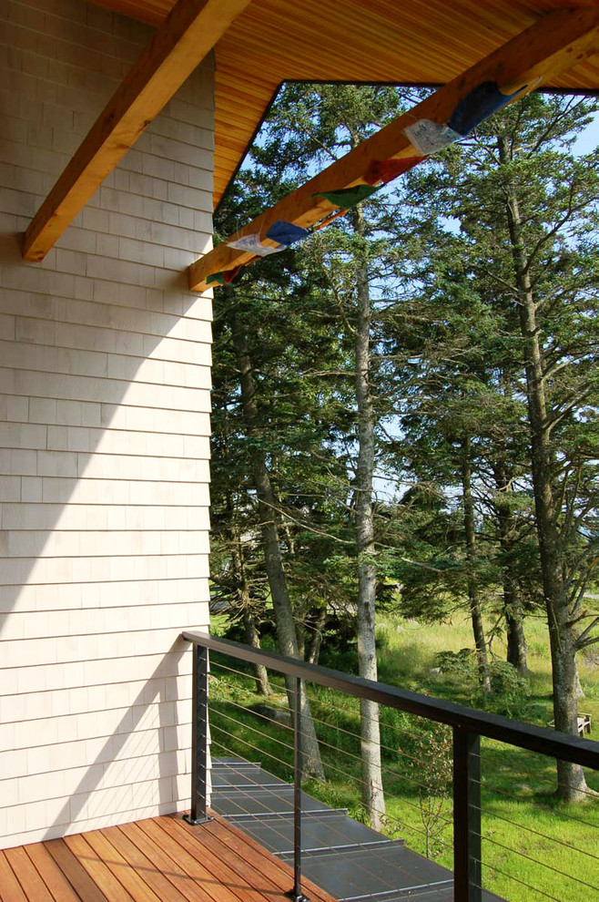 Mountain style exterior home photo in San Francisco