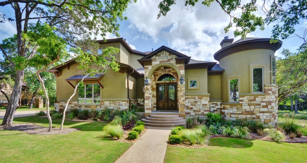 Inspiration for a rustic exterior home remodel in Austin