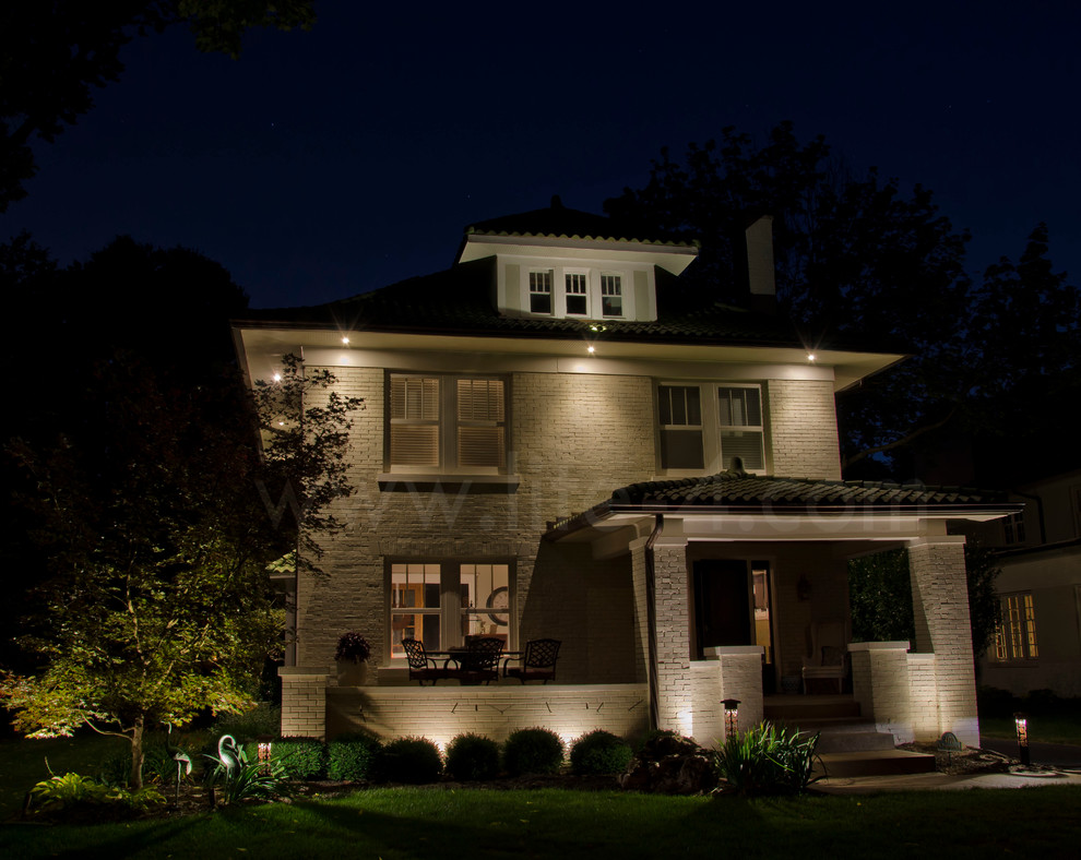 Example of a classic exterior home design in Indianapolis