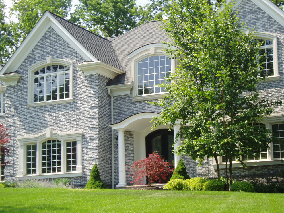 Elegant exterior home photo in New York