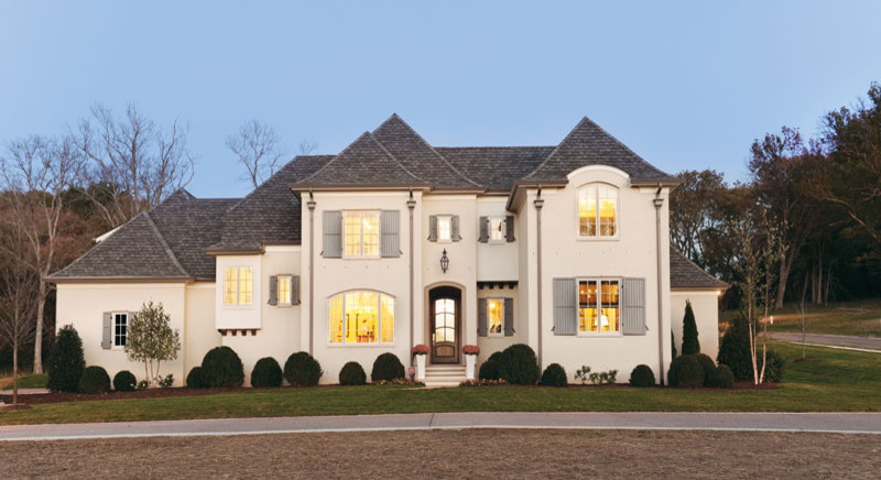 This is an example of a classic house exterior in Nashville.