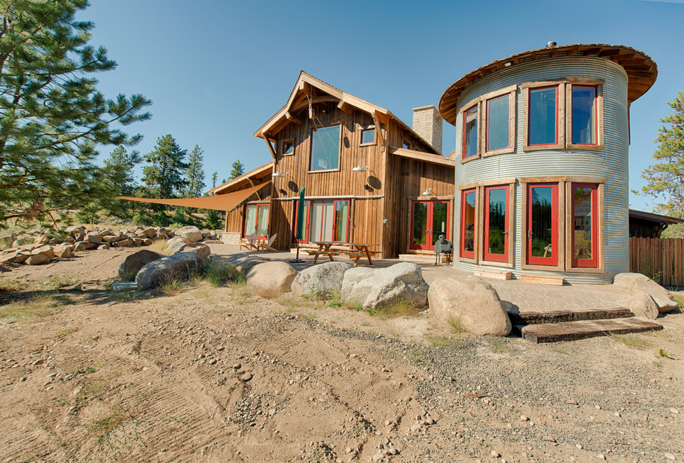 This is an example of a rustic house exterior in Boise.