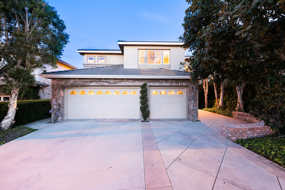 Example of a large tuscan garage design in Orange County