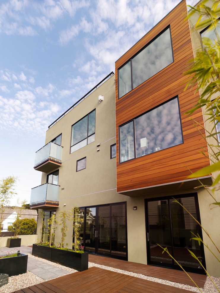 Design ideas for a contemporary house exterior in San Francisco.