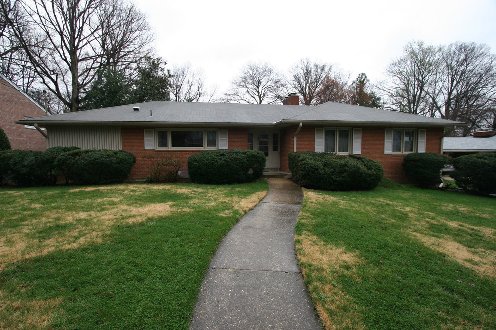 Elegant exterior home photo in DC Metro