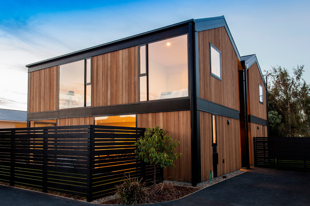 Inspiration for a contemporary exterior home remodel in Christchurch