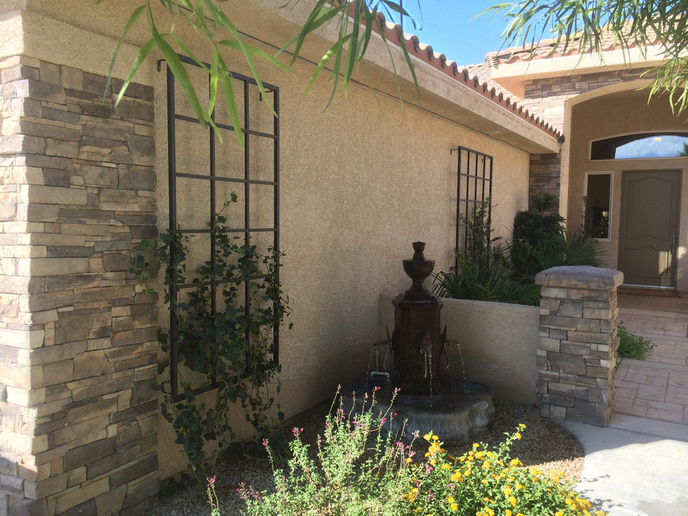 4 x 6 aluminum Wall trellis in Las Vegas Southwestern Exterior