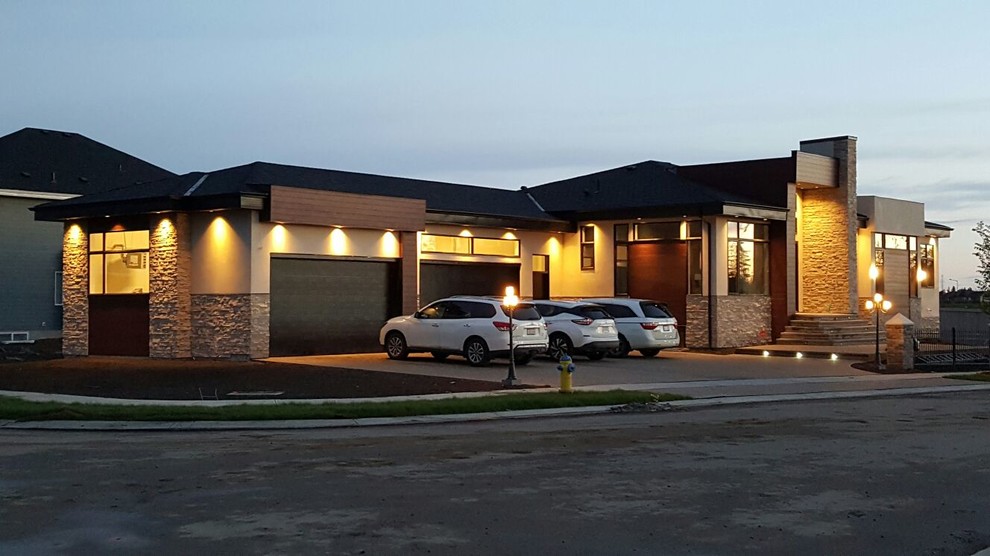 4152 Cameron Heights Pt. NW Contemporary Exterior Edmonton by
