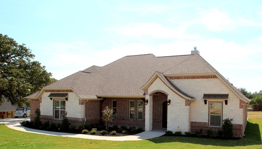 4406 Twin Oaks Court Granbury, Texas Couto Homes Traditional