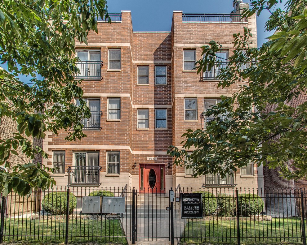 4743 Langley Ave. Traditional Exterior Chicago by Steele