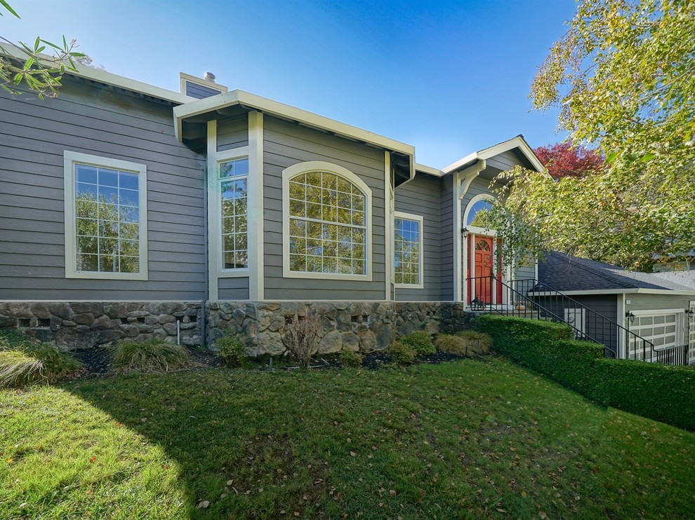 5 Savanna Picture Windows Craftsman Exterior San Francisco by Wayka & Gina Bartolacelli