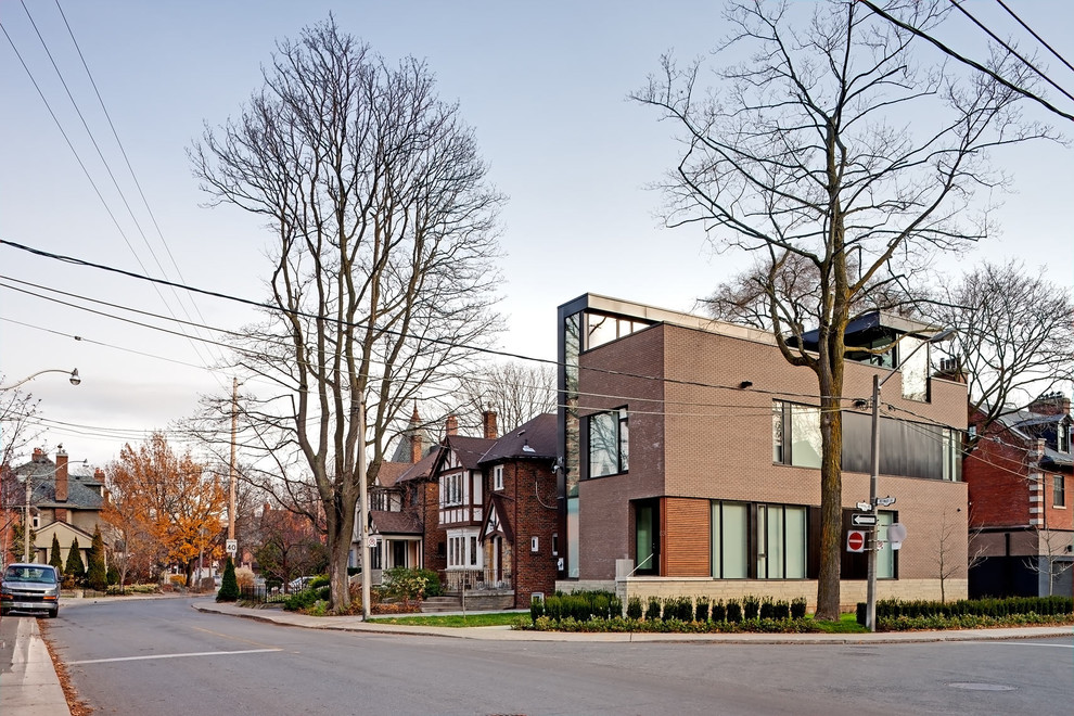 Modern house exterior in Toronto.