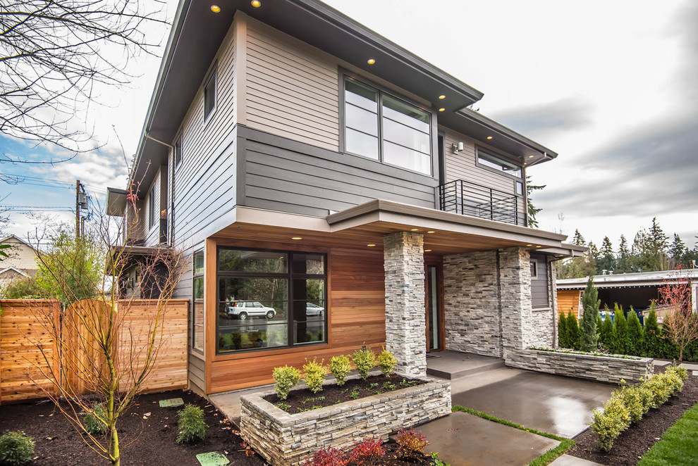 Contemporary two floor house exterior in Portland.