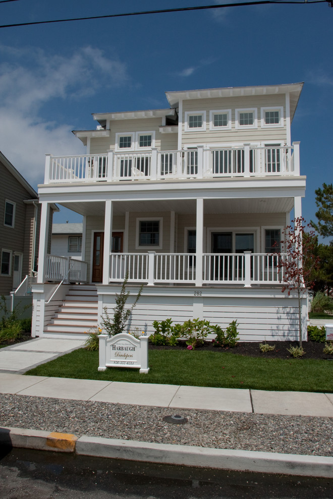 Photo of a world-inspired house exterior in Philadelphia.