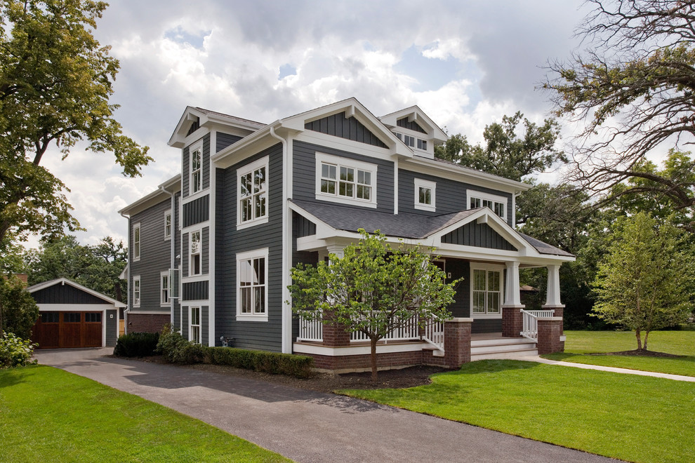 Inspiration for a craftsman three-story exterior home remodel in Chicago