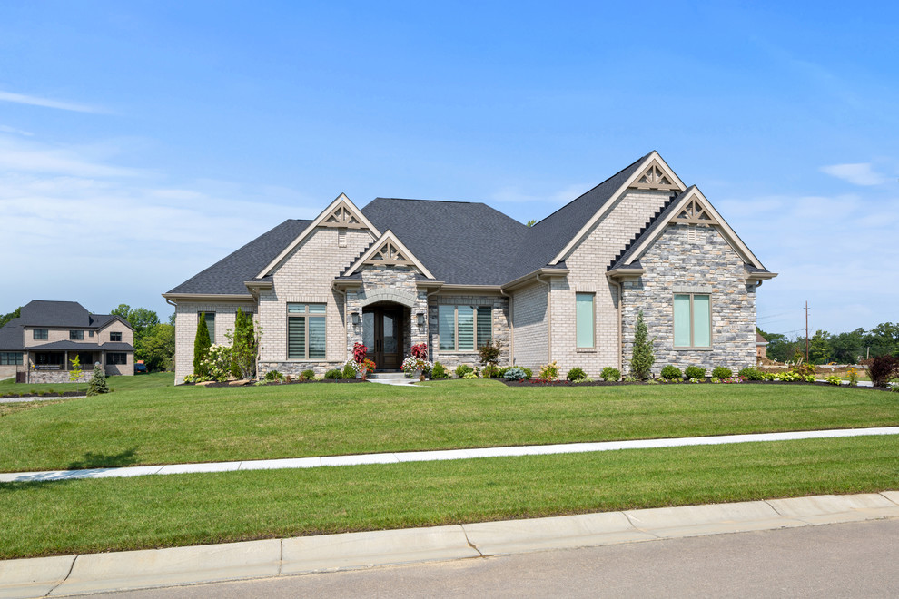 A Custom One Story Home In Mason, Ohio Transitional Exterior