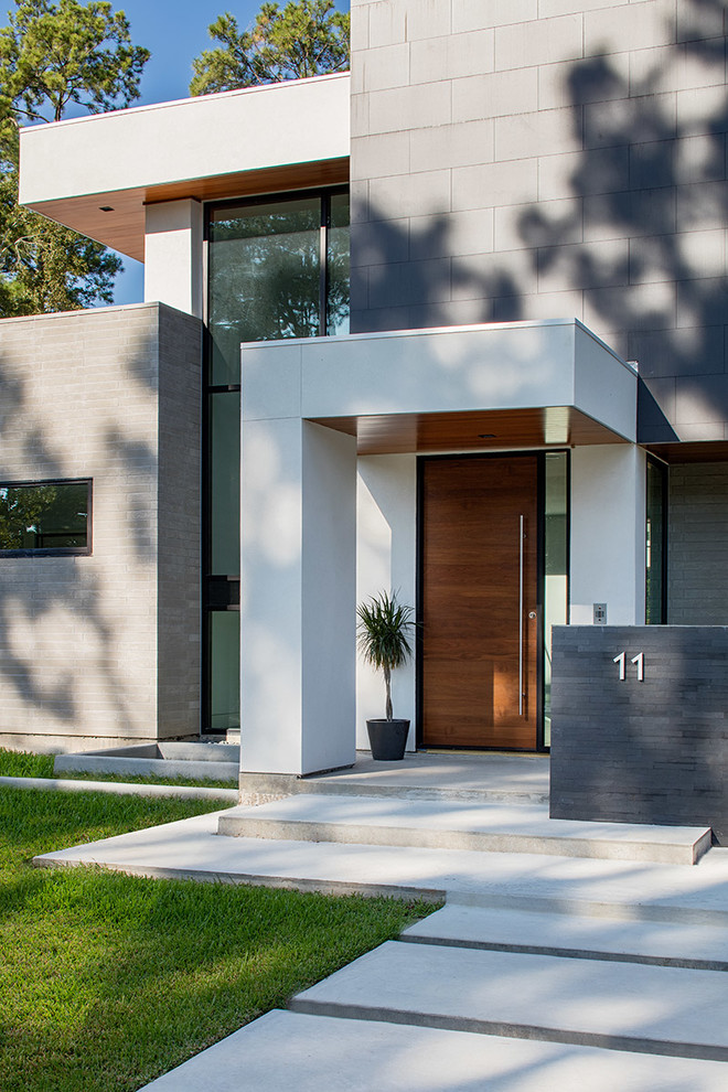 Photo of a modern house exterior in Houston.