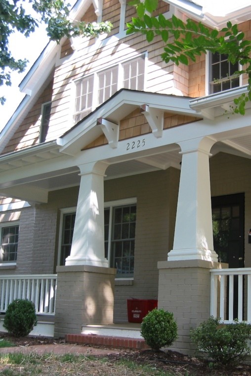 Photo of a classic house exterior in Charlotte.