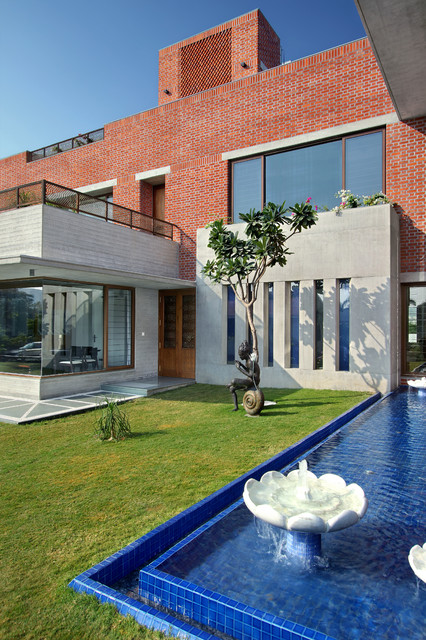 Modern Home Exterior Design India - img-hobo