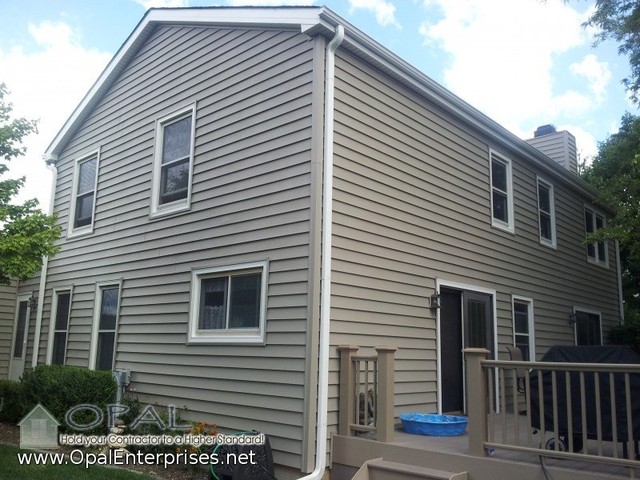 Alside Insulated Siding & Straight Shake Shingle Siding in Tuscan Clay
