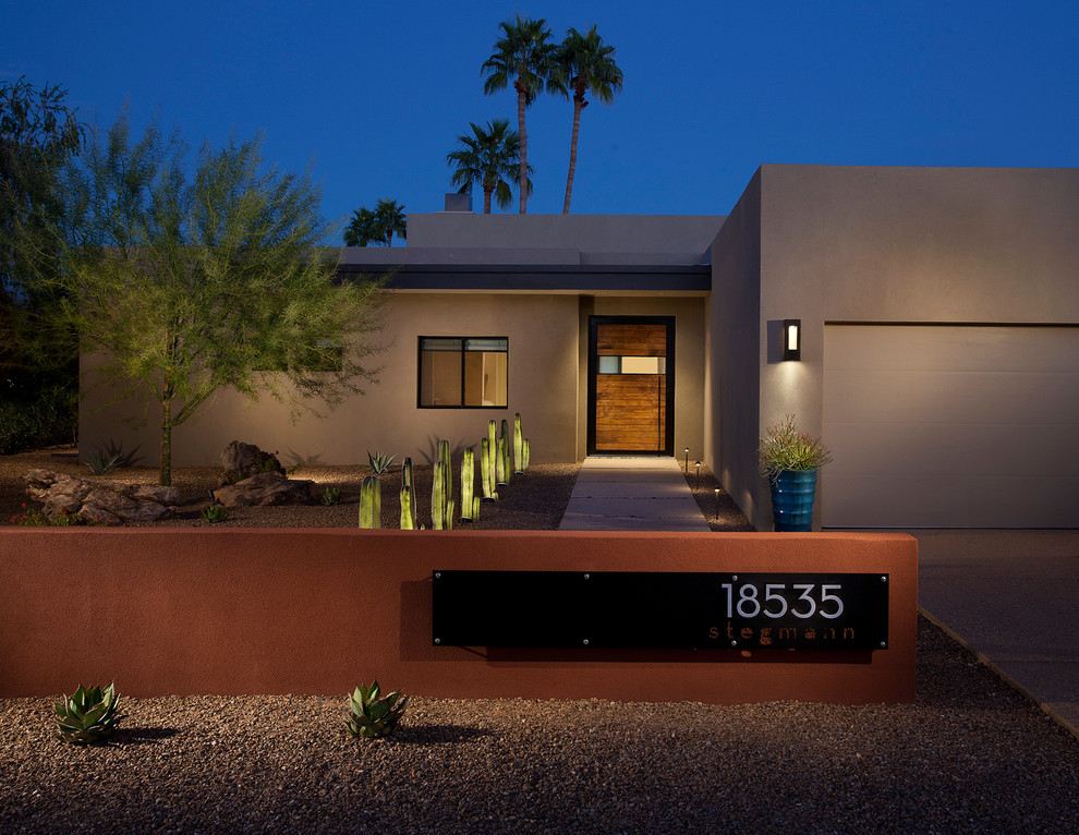 Photo of a brown bungalow house exterior in Phoenix.
