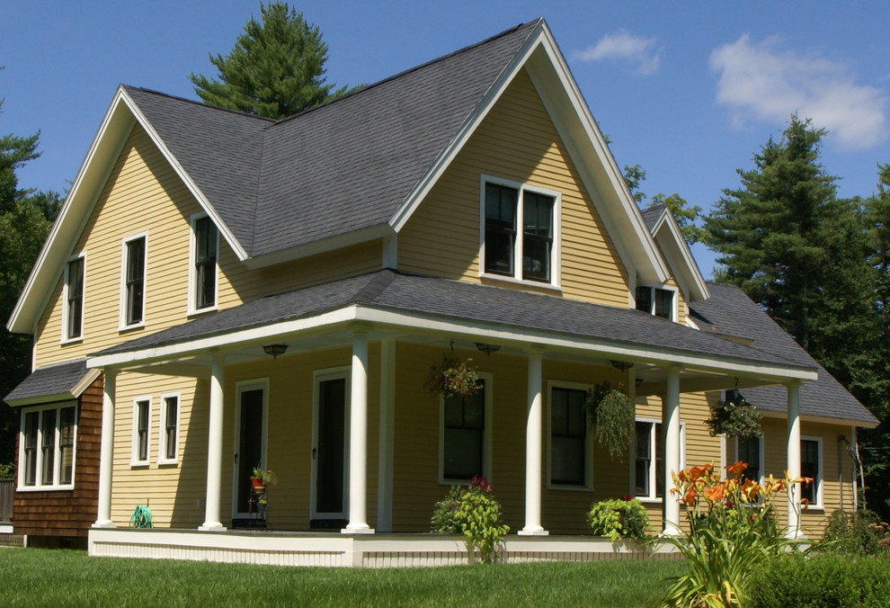 American Farmhouse - Traditional - Exterior - Boston - by Cummings