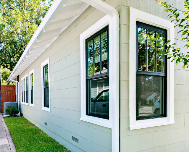 Andersen Black 100 Series Windows Fort Worth Arts & Crafts House