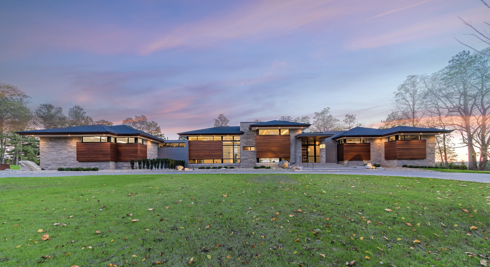 ann arbor ranch Exterior Grand Rapids by kevin akey azd associates michigan Houzz